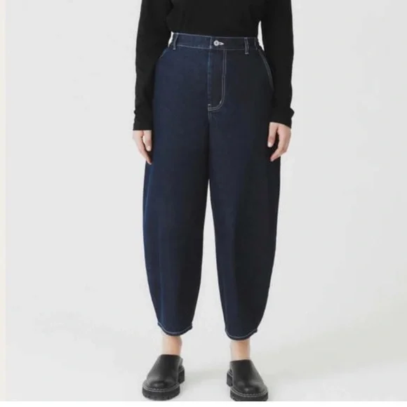 Kowtow Organic Cotton Jeans - Picture 2 of 7